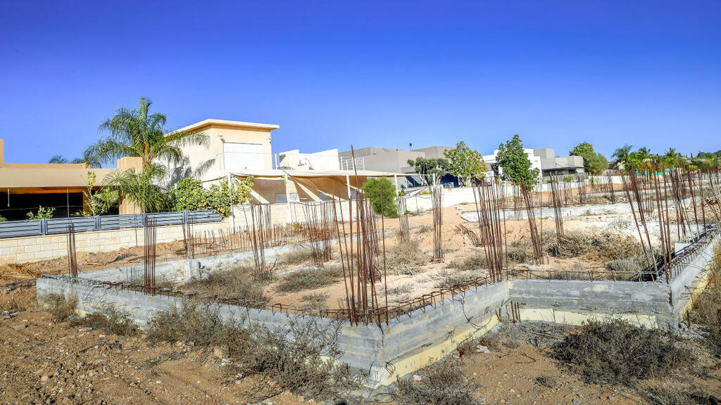 קרקע ב יישוב מיתר ב דרום  