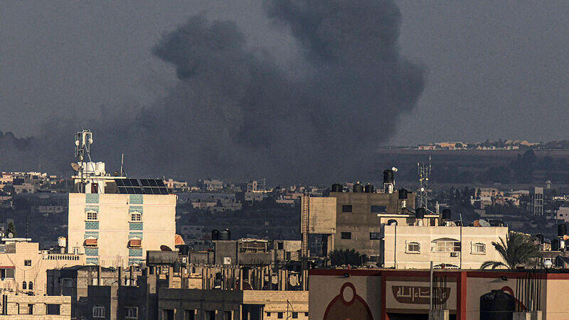 דובר צה&quot;ל: מרחיבים את הפעולה בחאן יונס; עוד תקיפות בלבנון