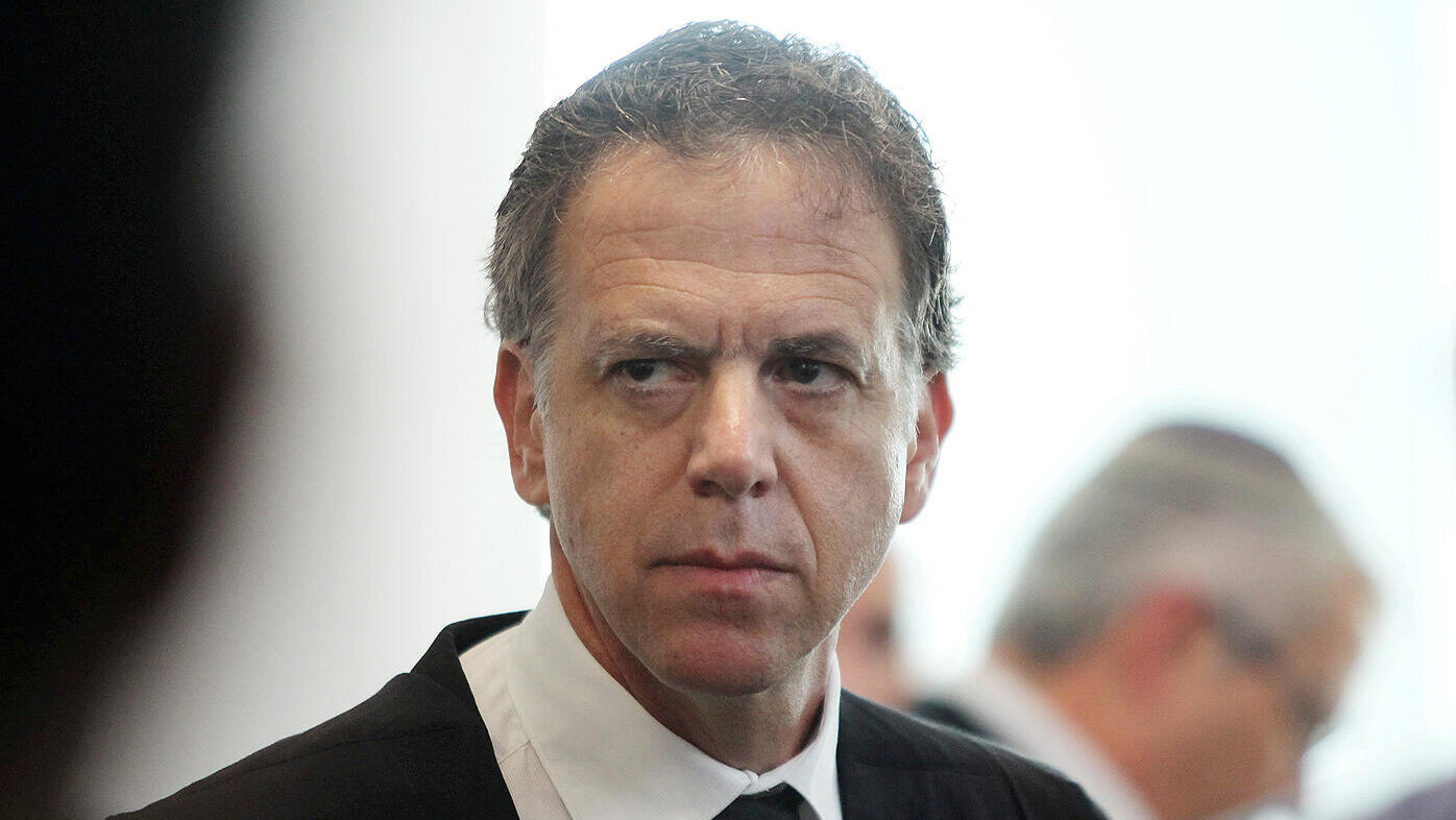 עו"ד אהוד גינדס