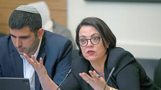 גלית דיסטל אטבריאן חברת כנסת מטעם ה ליכוד בועדת הכנסת