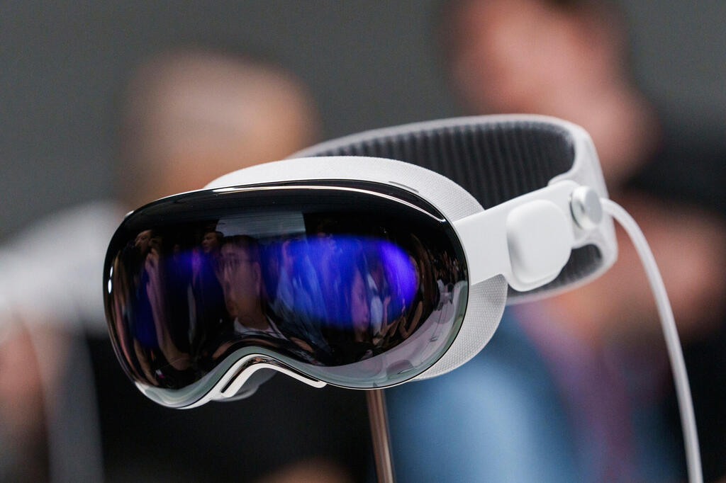 Apple Vision Pro mixed reality משקפי אפל