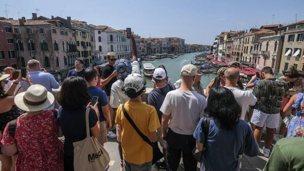 ונציה: קבוצות תיירים יוגבלו ל-25 איש וייאסר שימוש ברמקולים