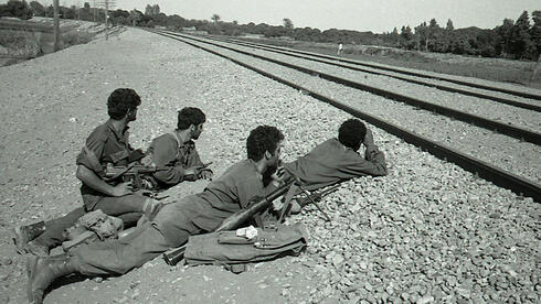 חיילי צה"ל במלחמת יום הכיפורים, עם RPG, צילום: Wikimedia