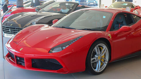 מב.מ.וו ועד פרארי: המשטרה מכרה מכוניות שחולטו מעבריינים - אלה המחירים שהושגו, null מב.מ.וו ועד פרארי: המשטרה מכרה מכוניות שחולטו מעבריינים - אלה המחירים שהושגו