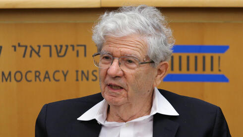 צילום: אלכס קולומויסקי גם אחרי ביטול הלכת אפרופים, הכוח יישאר אצל השופטים