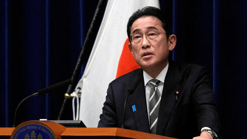ראש ממשלת יפן מקדם תוכנית בגובה 27 מיליארד דולר - להחייאת תעשיית השבבים המקומית