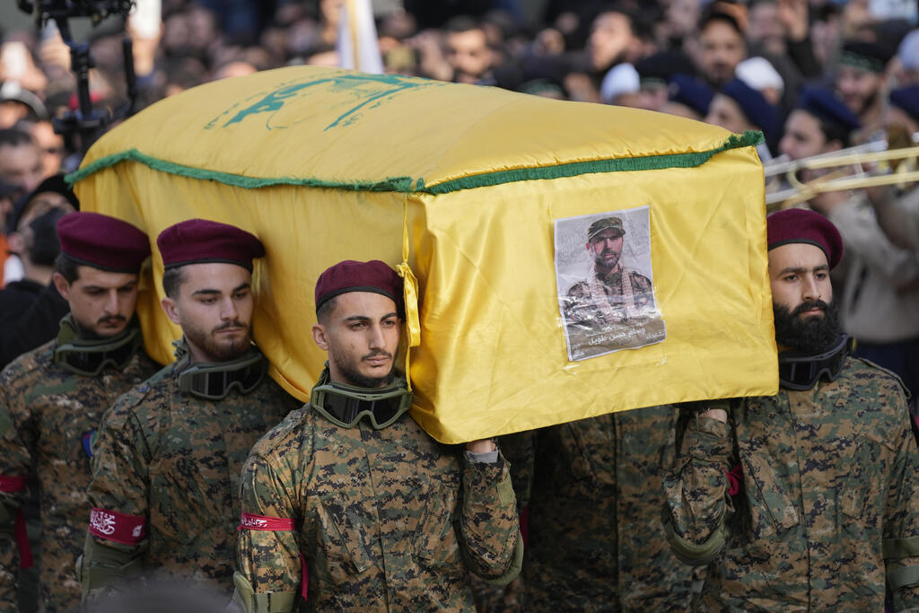 הלוויה וויסאם טוויל מפקד כוח רדואן לבנון 9.1.24 מלחמת עזה
