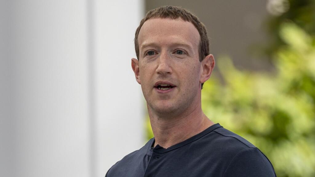 פייסבוק חוגגת 20, אבל כדי להישאר רלבנטית יהיה עליה להיפרד מצוקרברג