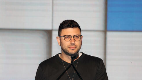 Oriel Bachar. Oriel Bachar.