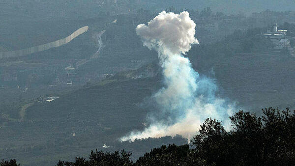 צה&quot;ל תקף בלבנון, מעמיק את הלחימה בחאן יונס