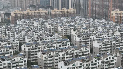 דיווח: סין תרכוש מיליוני בתים ריקים כדי להציל את חברות הנדל״ן