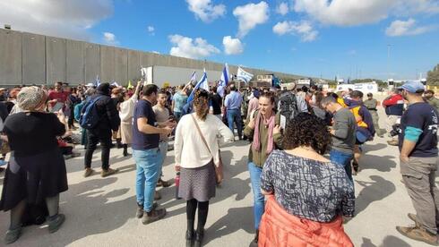 הפגנה בכרם שלום בשבוע שעבר, צילום: צו 9