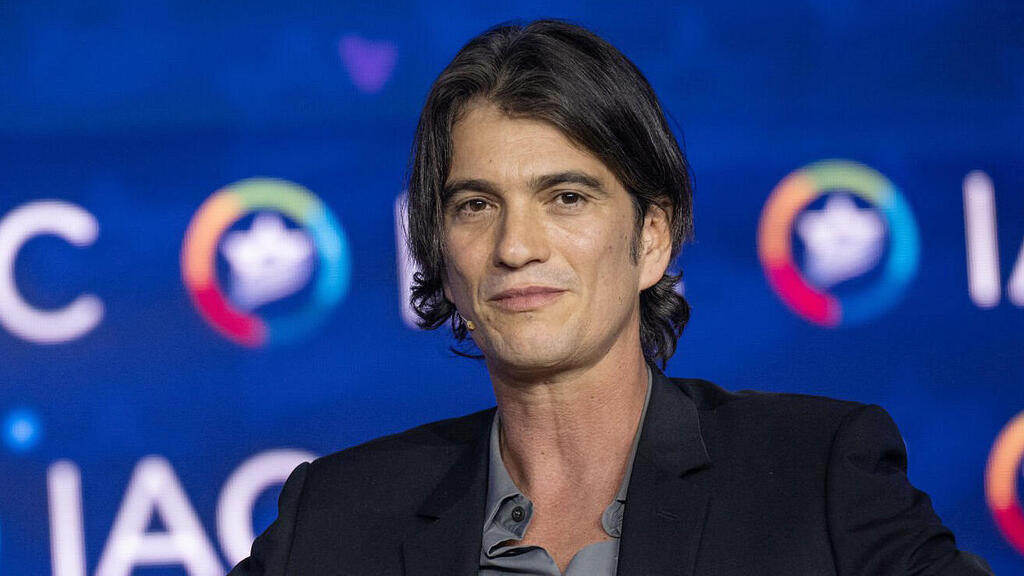 אדם נוימן. לדבריו, 70% מהצעירים בארה"ב עד גיל 40 שוכרים דירה (צילום: Shahar Azran/Getty Images) אדם נוימן מייסד חברת WeWork (צילום 2023)