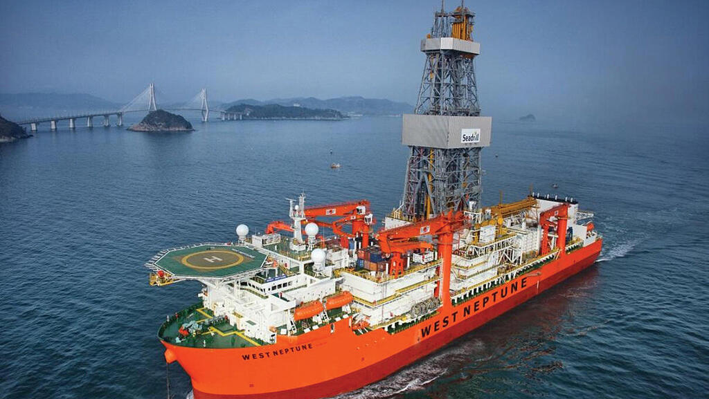 אסדת קידוח בקסקין מפרץ מקסיקו נאוויטס