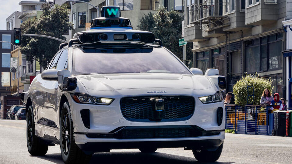 מונית אוטונומית וויימו waymo לוס אנג'לס רכב אוטונומי