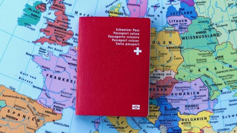 דרכון שוויצרי שווייץ