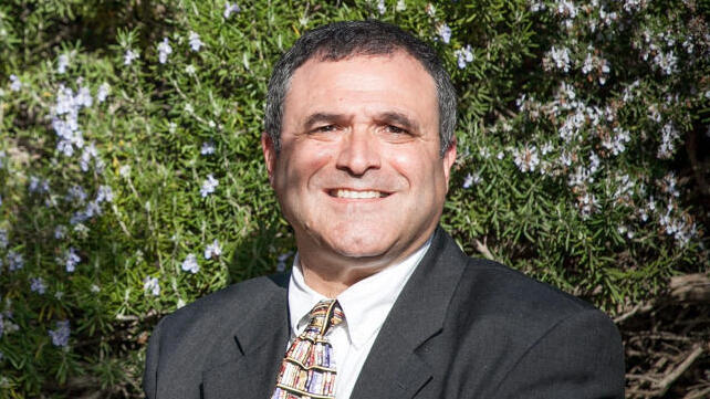 דן דוברי בעלי גלובל נט ( צילום: נועם מושקוביץ') דן דוברי