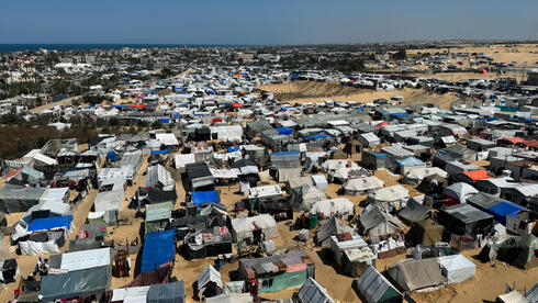 אוהלי פליטים ברפיח , צילום: REUTERS/ Bassam Masoud