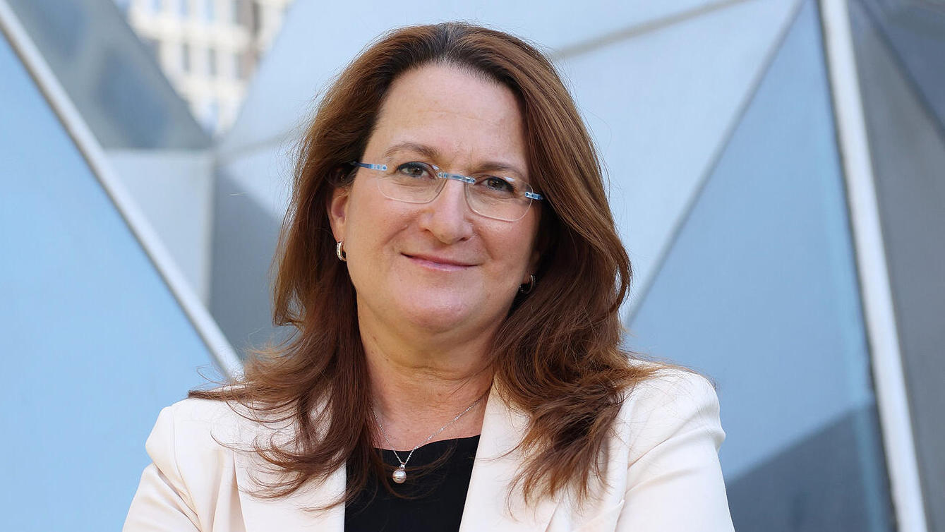 דנה עזריאלי יו"ר קבוצת עזריאלי