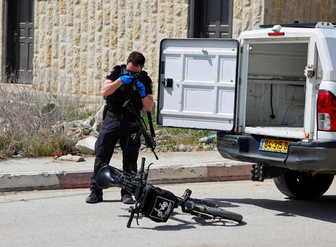 האופניים שנמצאו בזירת הפיגוע, צילום: REUTERS/Ammar Awad