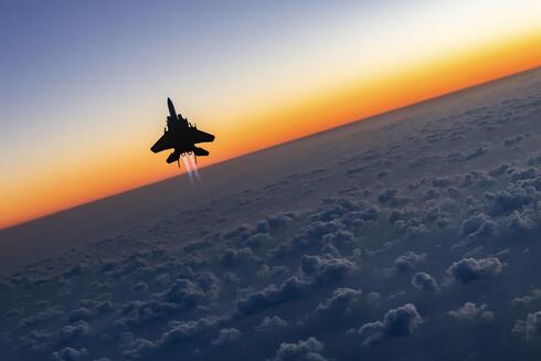 טיסה בגובה רב, במבערים מלאים, צילום: חיל האוויר