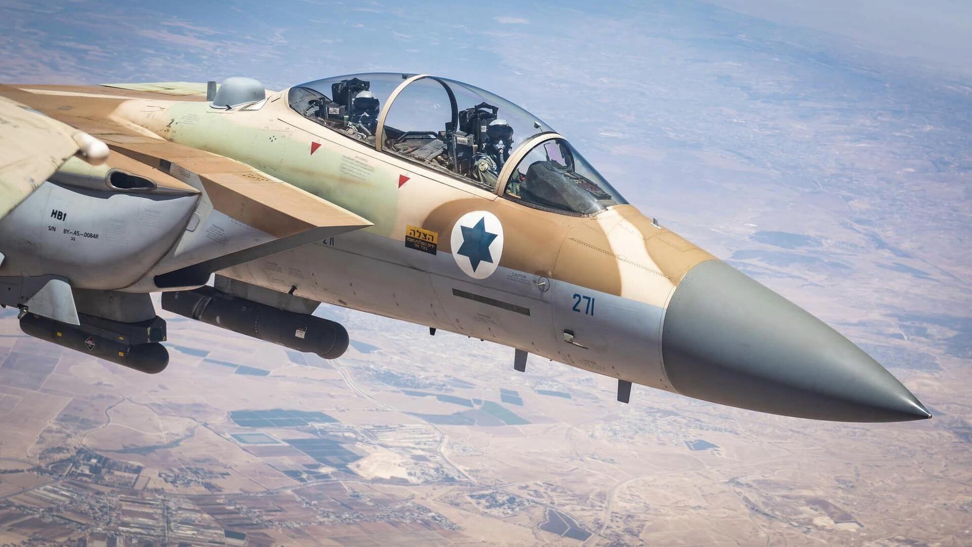 הקברניט F15 טווח מטוס קרב