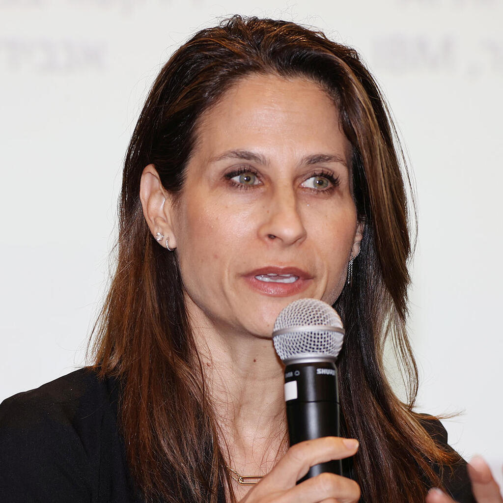 כנס חוסן בהייטק AISRAEL - פאנל עתיד ה AI אורית פרקש הכהן יו״ר הוועדה לענייני בינה מלאכותית ושרת החדשנות לשעבר