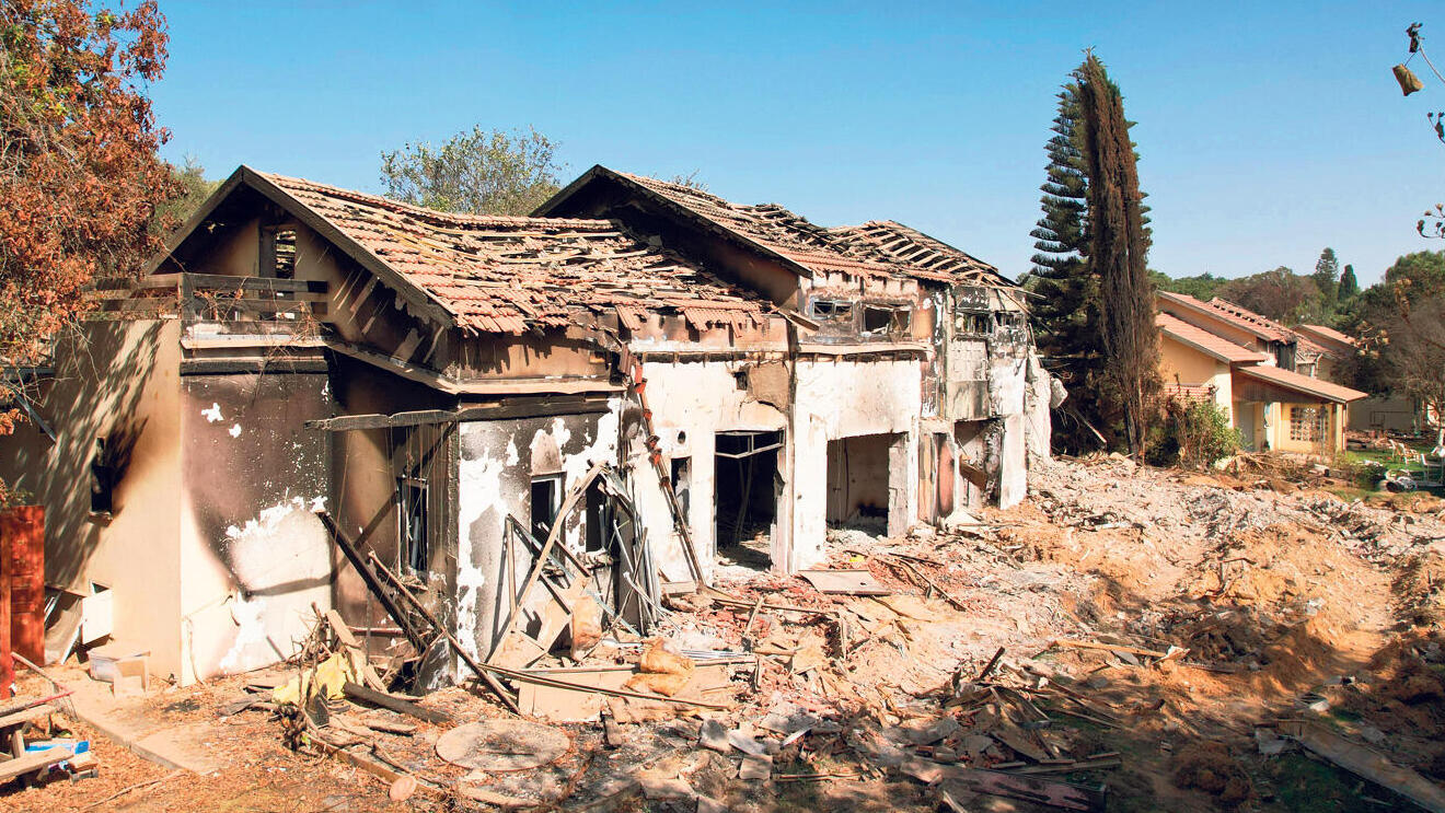 הרס בתים הרוסים שרופים קיבוץ בארי