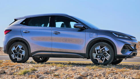 BYD Auto 3 electric vehicle 