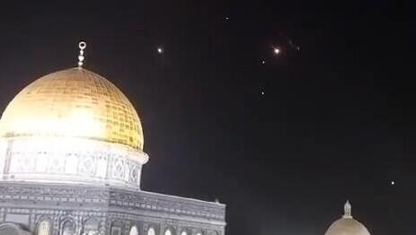 איראן מתקפה איראנית טילים בשמי ירושלים הר הבית 14.4.24 