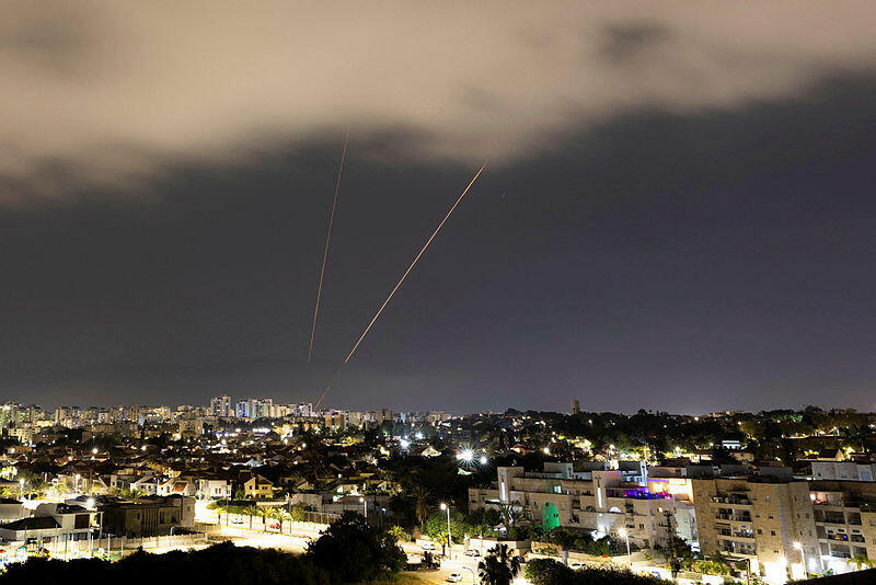 טילי יירוט צולם מאשקלון איראן מתקפה איראנית 14.4.24 