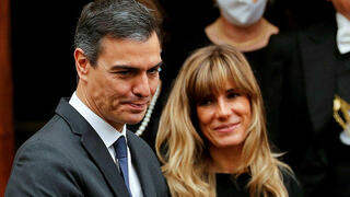 ראש ממשלת ספרד פדרו סנצ'ס ורעייתי בגונה גומז