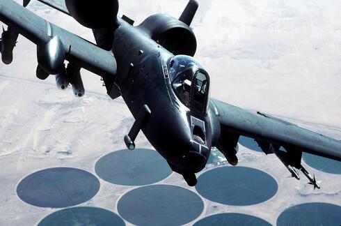 מטוס A10 אמריקאי מעל עיראק במלחמת המפרץ הראשונה, צילום: USAF