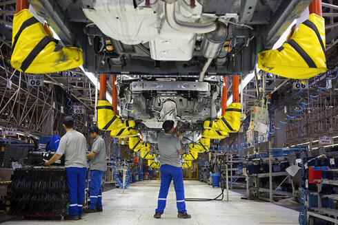 מפעל פורד אוטוסאן בטורקיה. ב־2023 הכריזה החברה כי הטרנזיט החשמלי שלה ייוצר בטורקיה
, צילום: Kerem Uzel/Bloomberg