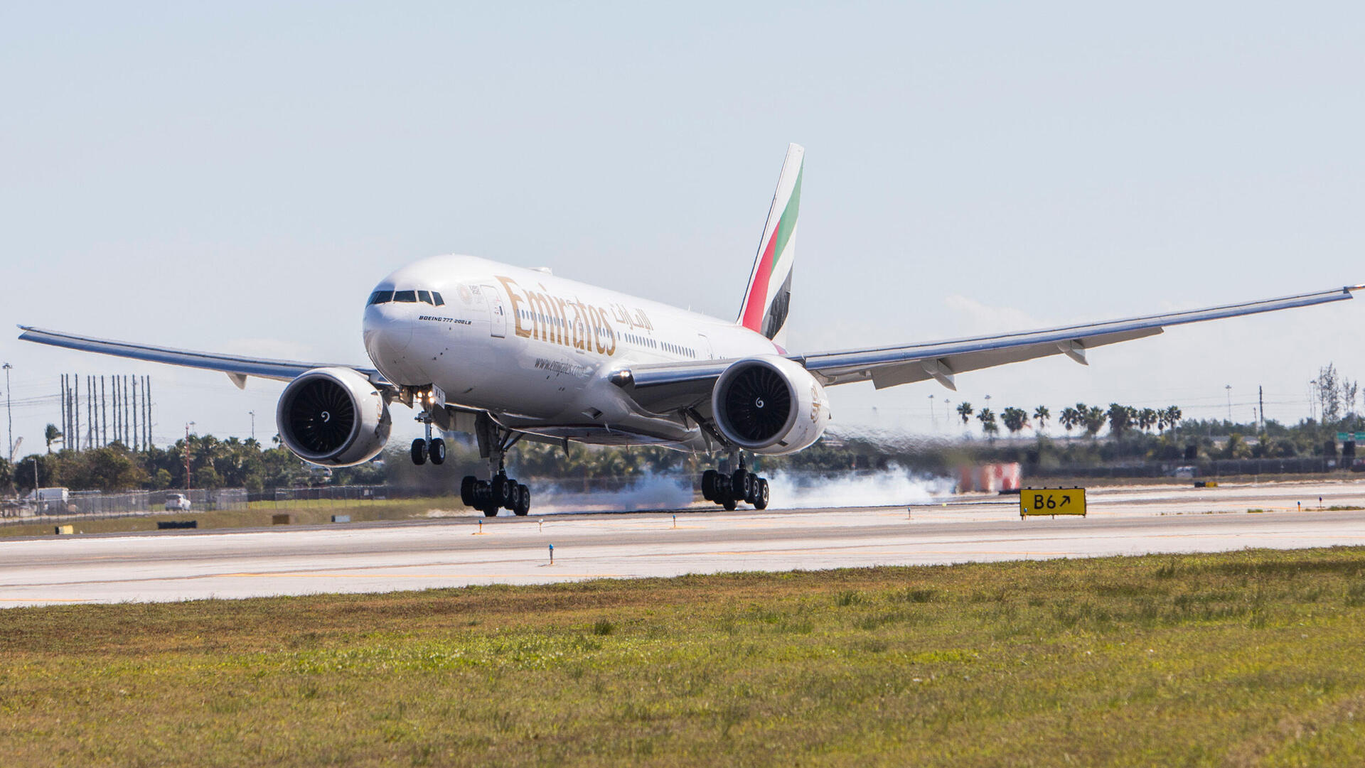 מטוס בואינג אמירייטס