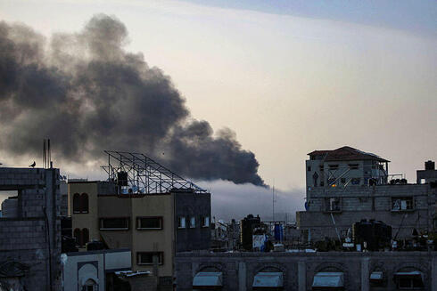 הפצצה ישראלית ברפיח, היום, צילום: AFP