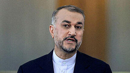 חוסיין אמיר עבדוללהיאן היה שר החוץ של איראן נהרג בתאונת מסוק עם הנשיא 