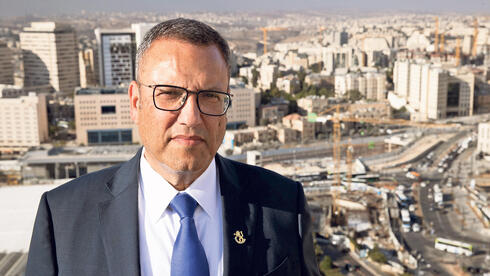 שירות מיוחד לאברכים בירושלים: פקיד הנחות בארנונה עד הישיבה