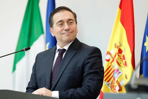 שר החוץ של ספרד, חוזה מנואל אלברס, צילום: Kenzo TRIBOUILLARD / AFP