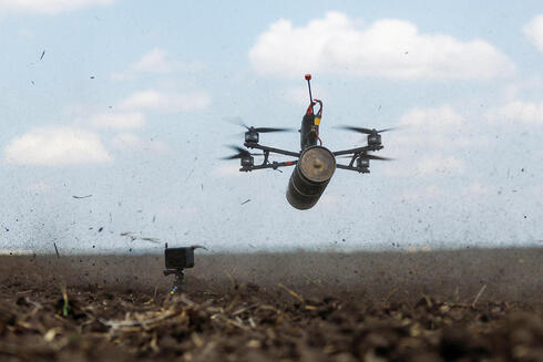 רחפן FVP. קטן, זול, מדויק ובעל עוצמת נזק, צילום: REUTERS/Valentyn Ogirenko