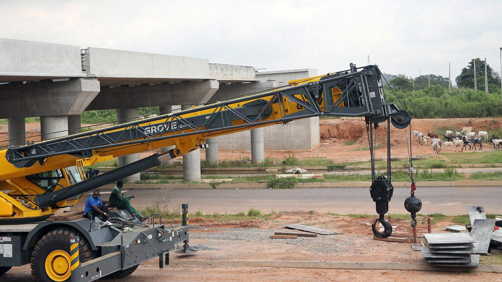 עבודות תשתית של שיכון ובינוי ב ניגריה