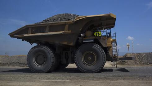 קולומביה מממשת את האיום ועוצרת את יצוא הפחם לישראל