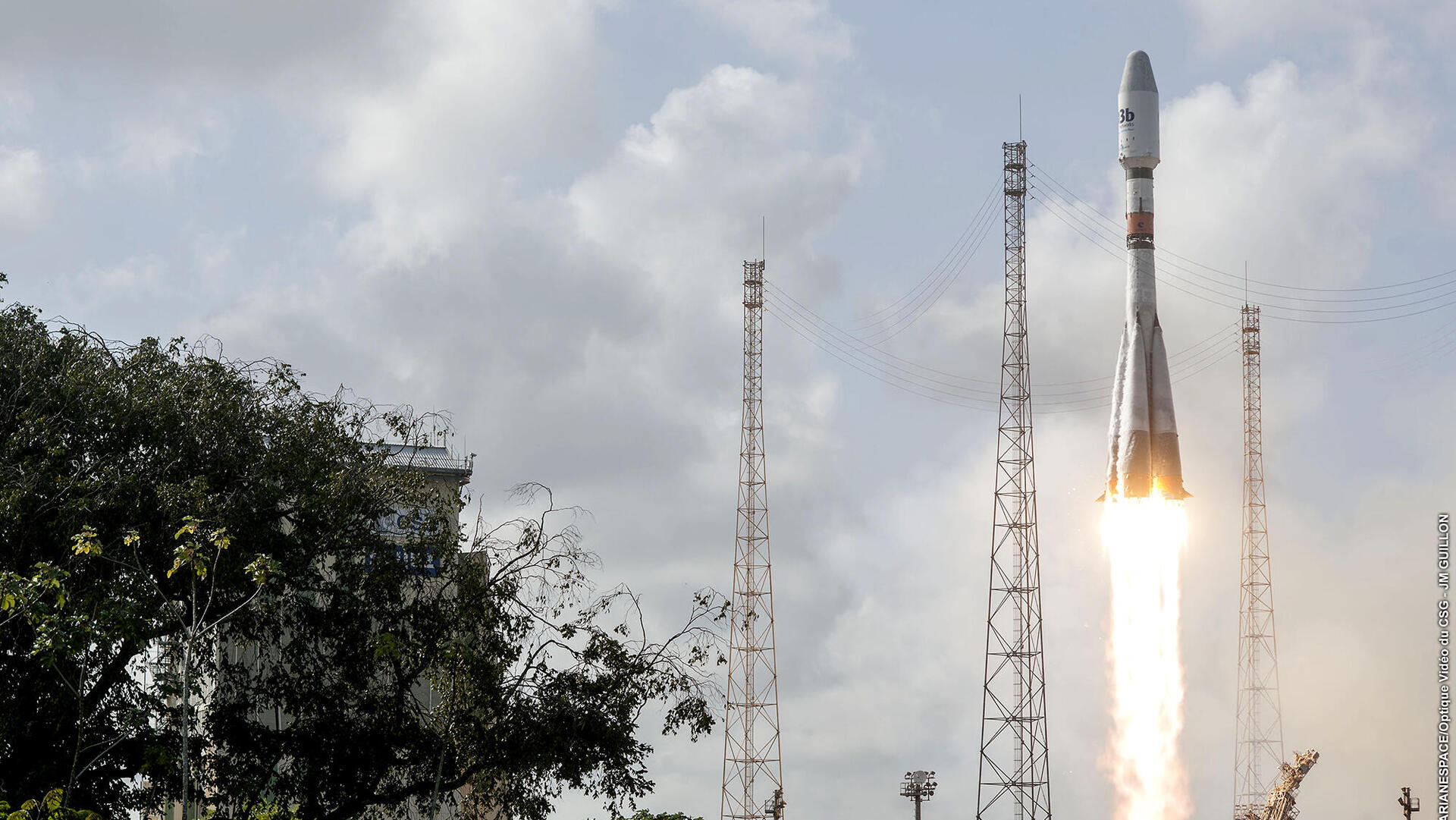 שיגור לוויין תקשורת של גילת באפריקה