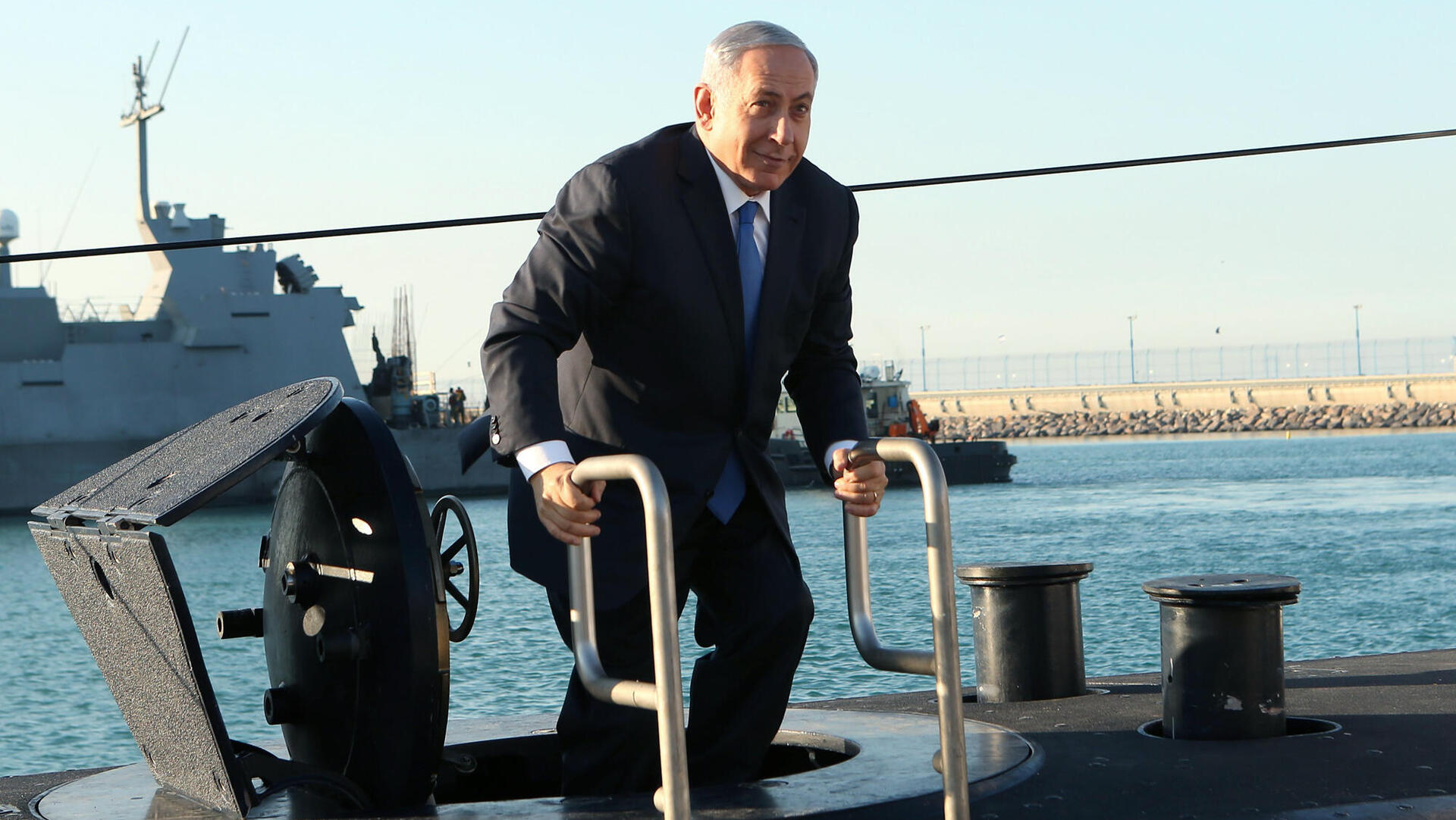 בנימין נתניהו מבקר ב צוללת של חיל הים