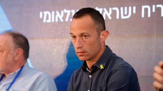 כנס תעשייה -  עידו לשם מנכ"ל רפא