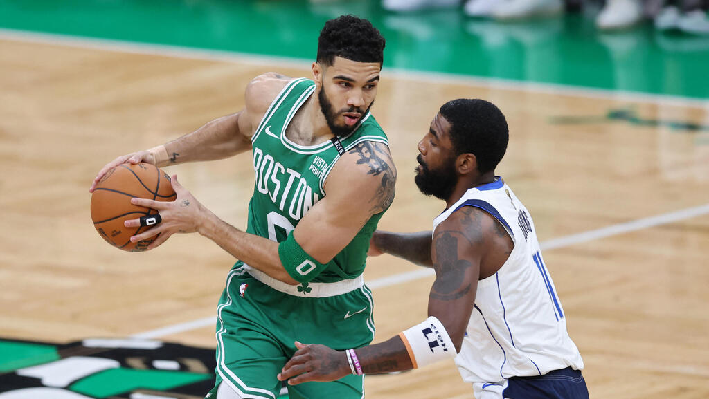 הקרב על זכויות השידור: וורנר ברדרס תובעת את ה-NBA