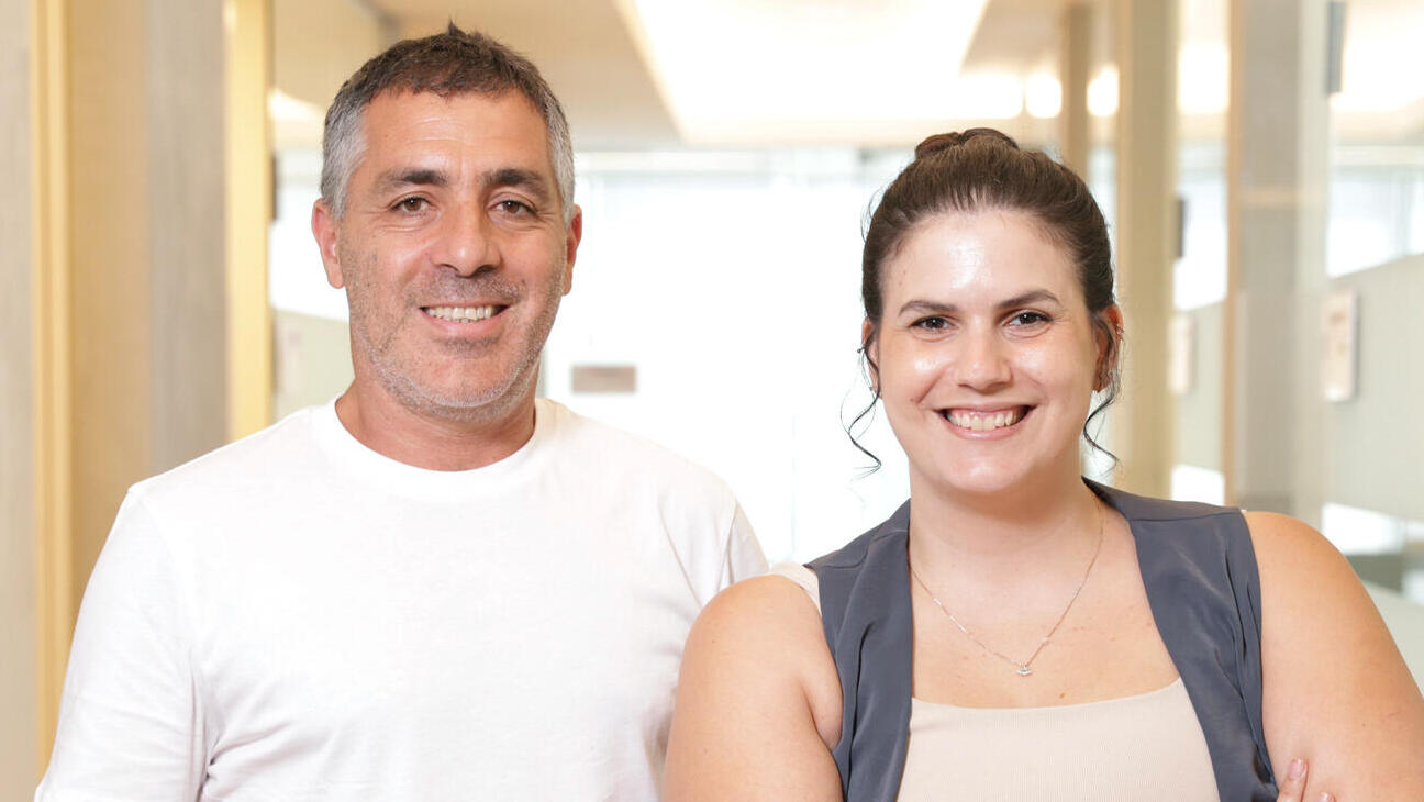 מפגש מנטורים GROWTH עופר כץ נשיא ו Fiverr CFO ו ספיר חדד, מייסדת משותפת ומנכלית, SAGA