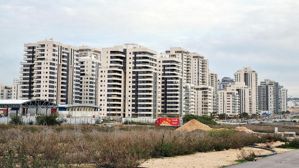 בניינים ב שכונת אביב ה חדשה ב ראש העין 