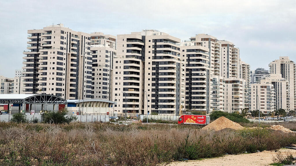 בניינים ב שכונת אביב ה חדשה ב ראש העין 