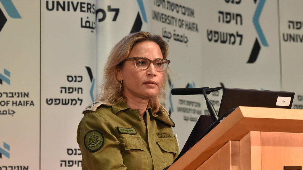 הפצ"רית היוצאת יפעת תומר ירושלמי (צילום: שרון צור)  הפצ"רית יפעת תומר ירושלמי 11.7.24